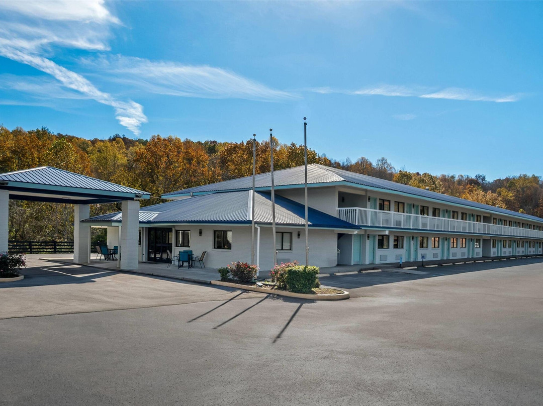 Orlando酒店住宿-Days Inn by Wyndham Renfro Valley Mount Vernon