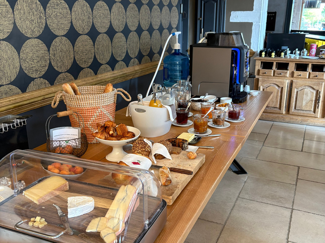 乐特尔米努斯酒店主图
