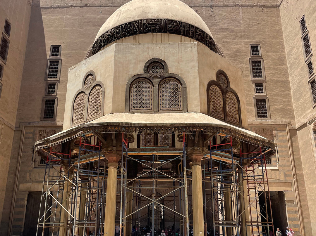 Mosque and Madrasa of Sultan Hassan-开罗必去景点