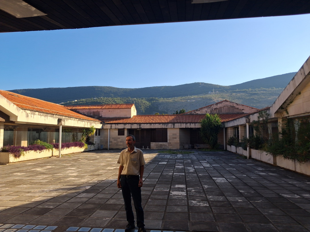Tito's Villa Galeb-Igalo必去景点
