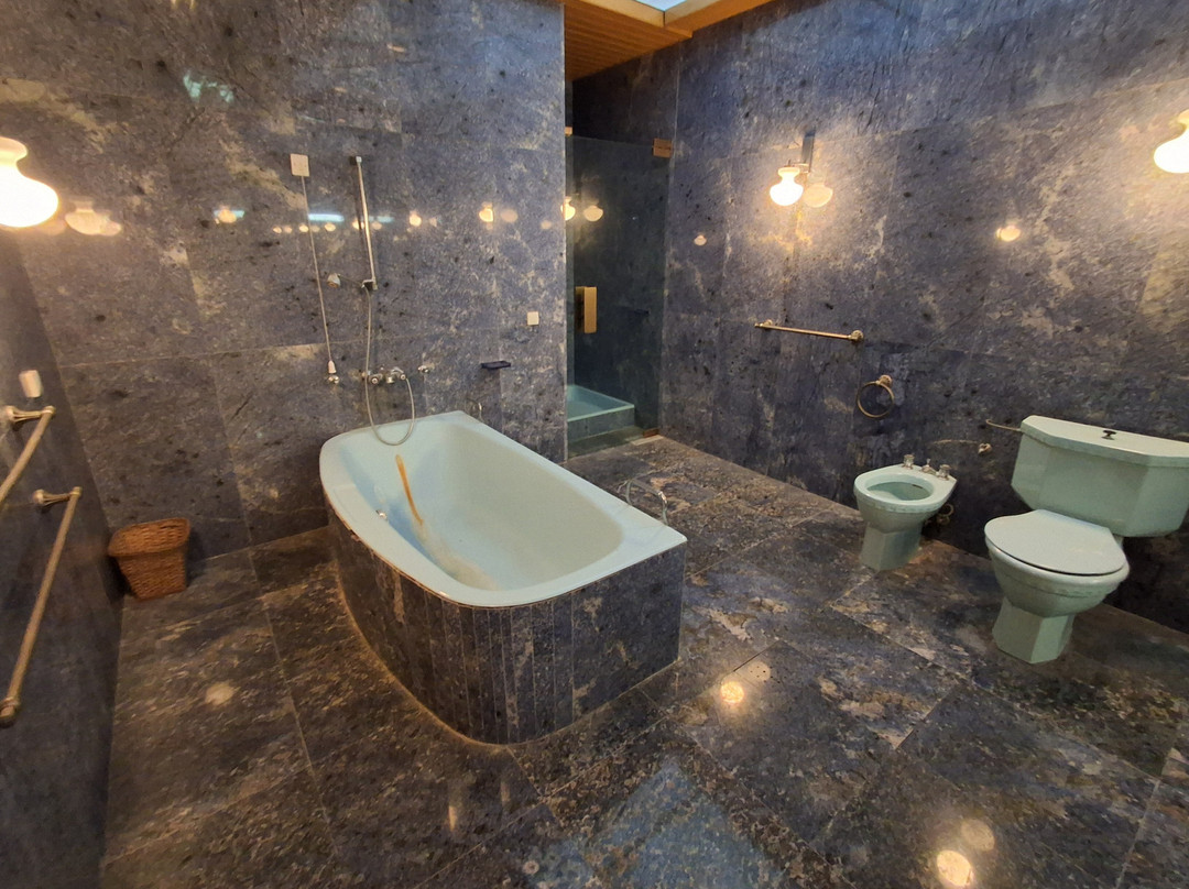 Tito's Villa Galeb-Igalo必去景点