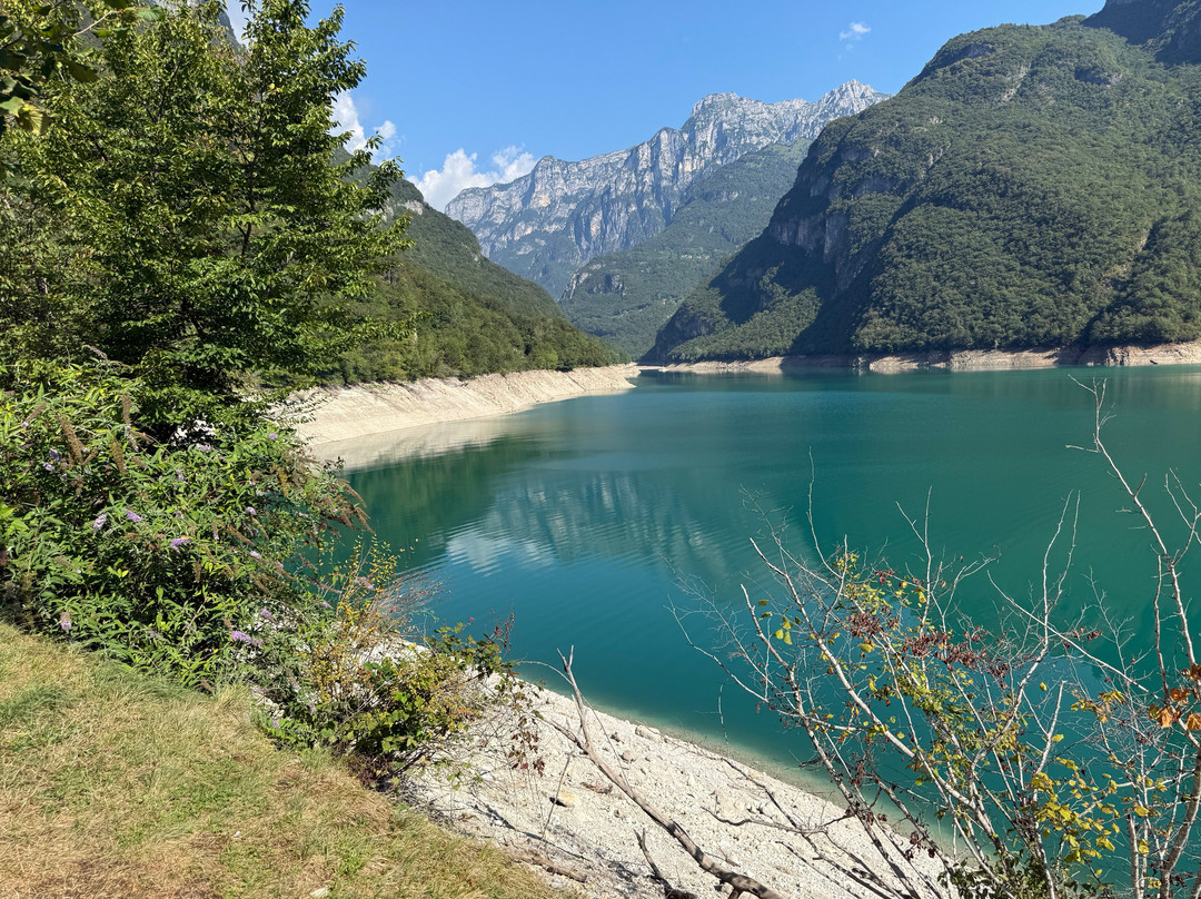 Lago Del Mis