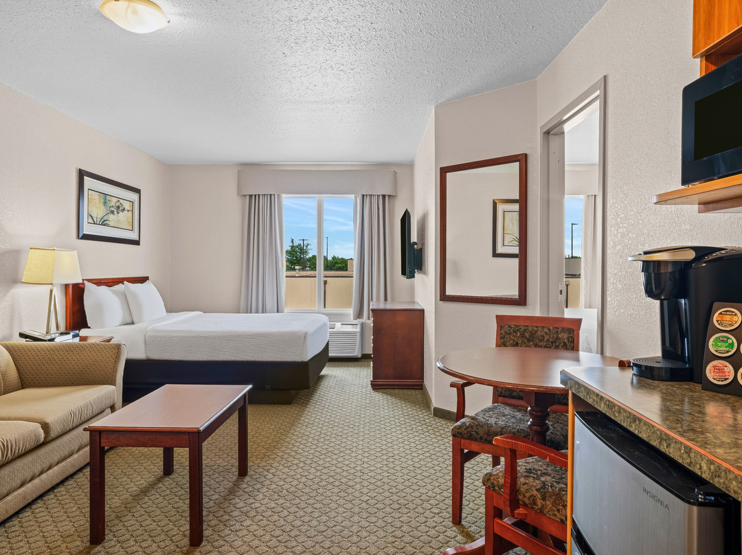Cavalier酒店住宿-Days Inn & Suites by Wyndham Winkler