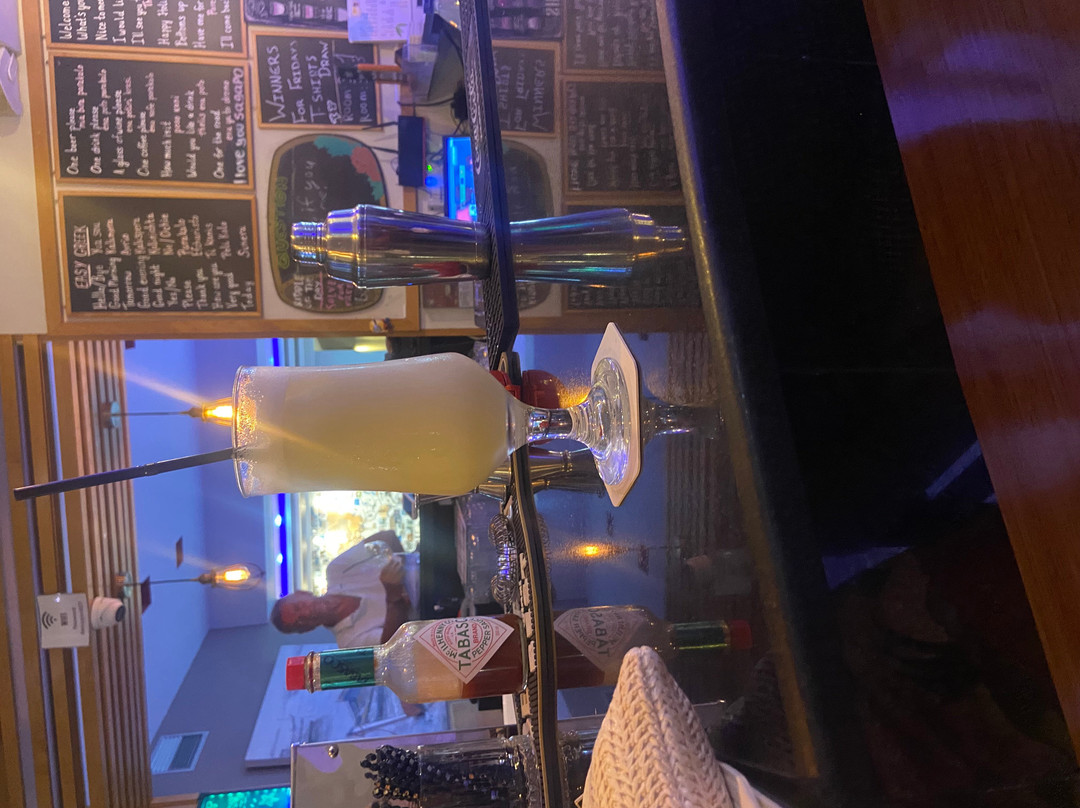 丹尼旅馆酒店主图