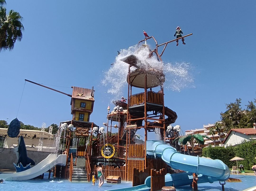 Utopia Resort & Residence主图