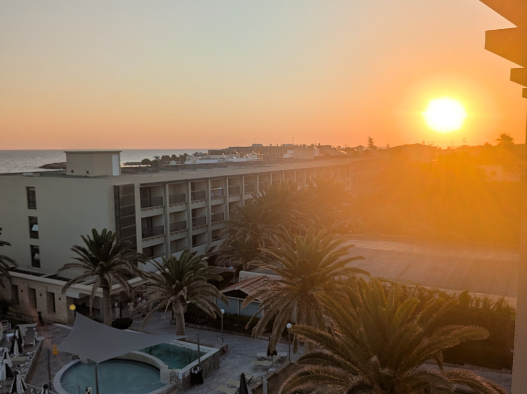 Marina Hotel主图