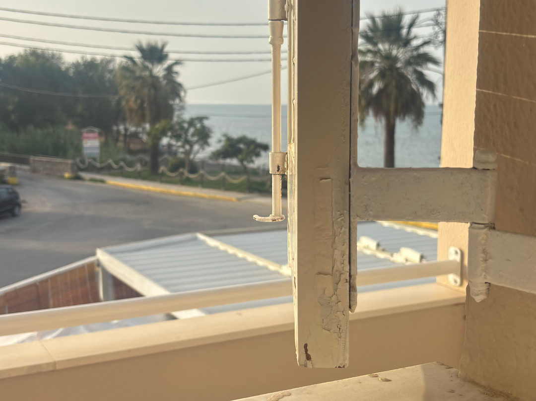 阿佛洛狄忒海滨酒店主图