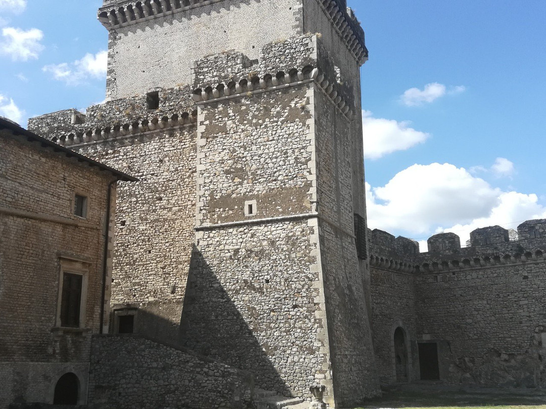 Castello Caetani-Sermoneta必去景点