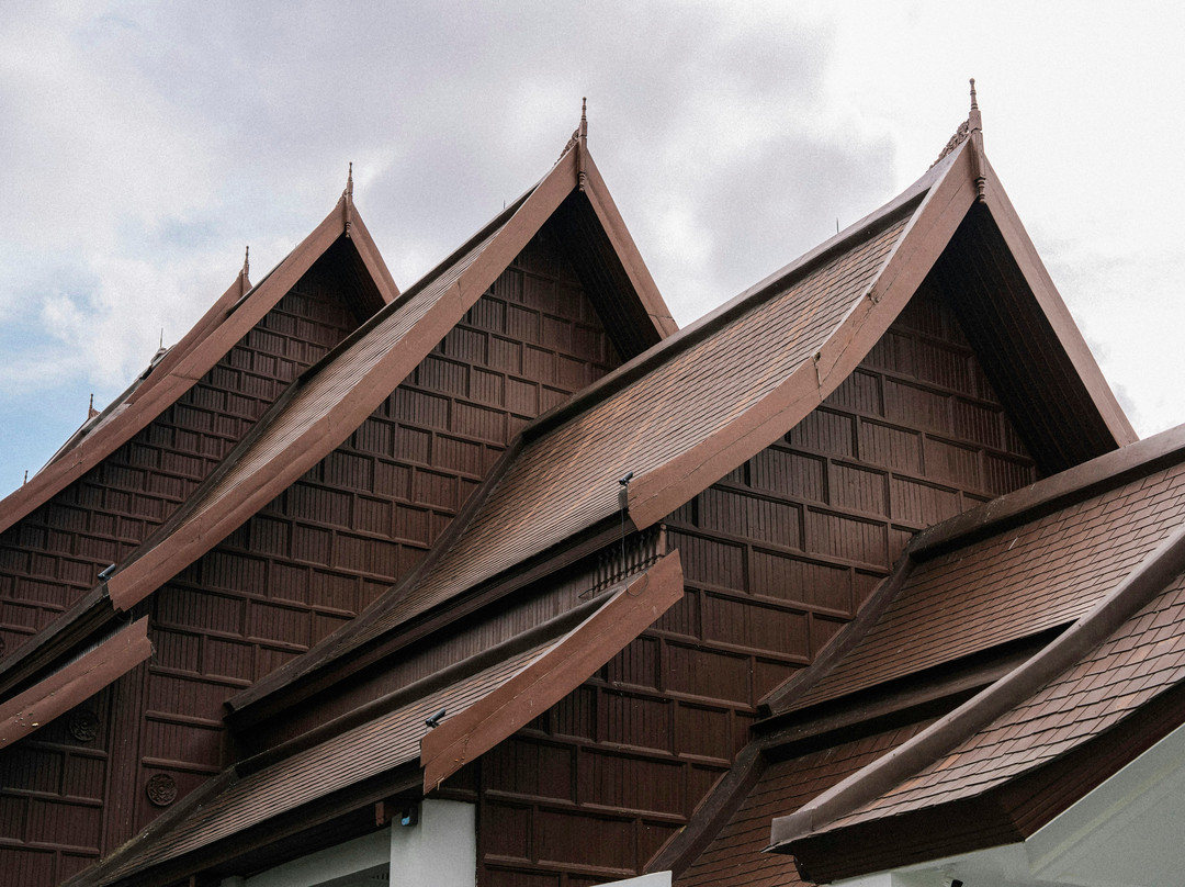 Kahavadi Chiang Rai, Curio Collection by Hilton