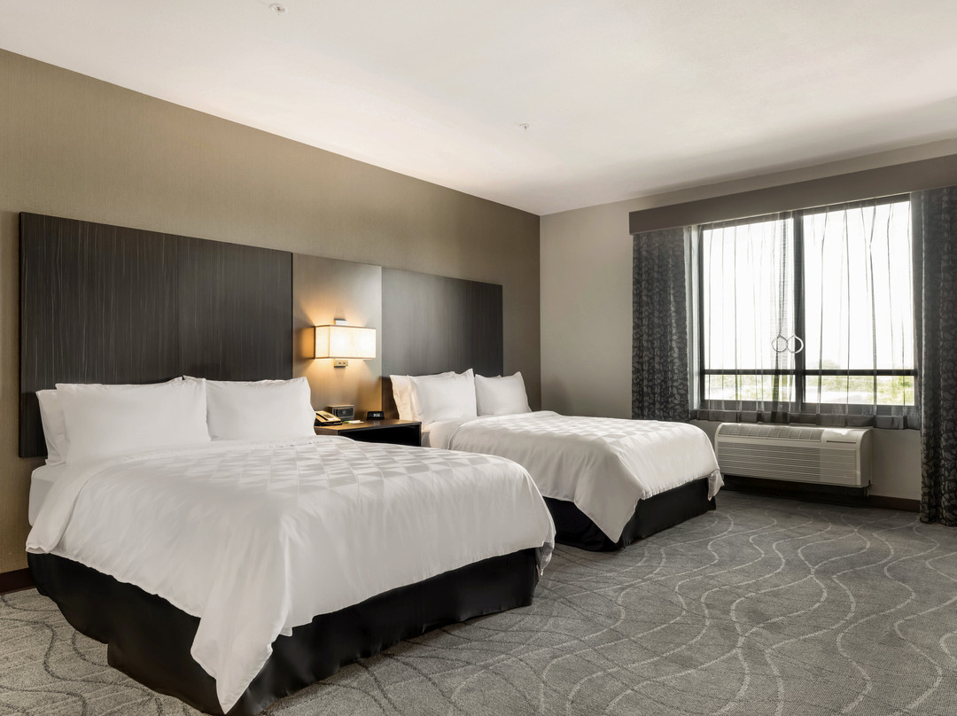 Holiday Inn & Suites Silicon Valley - Milpitas By IHG主图