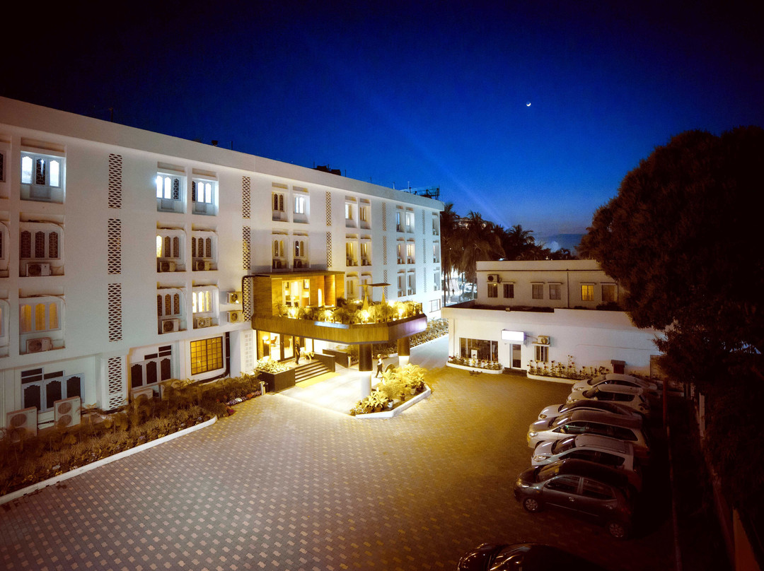 The Cindrella Hotel (Pure Vegetarian)