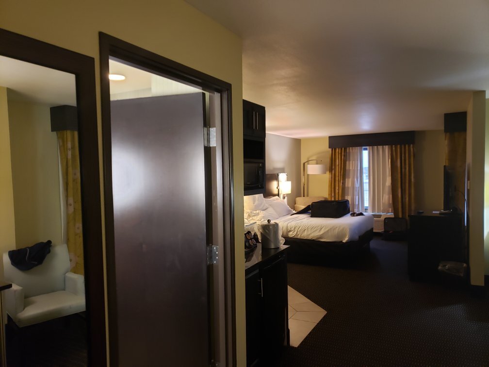 Holiday Inn Express & Suites Marion By IHG-官方