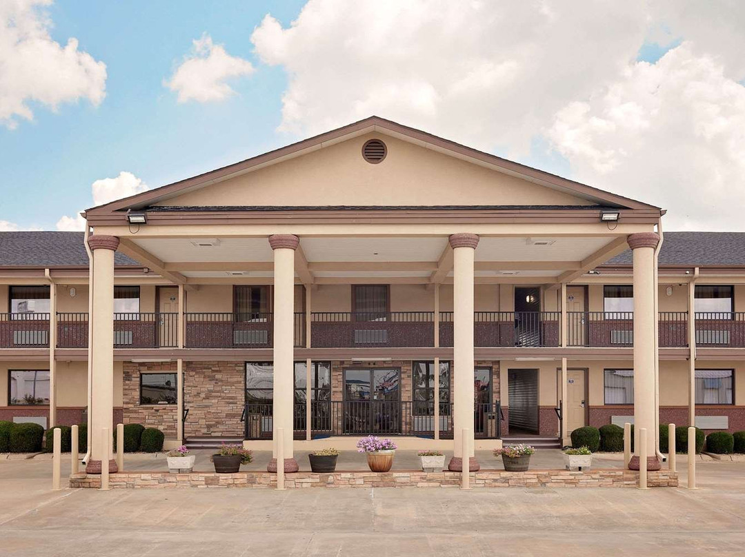 Days Inn by Wyndham Paris主图