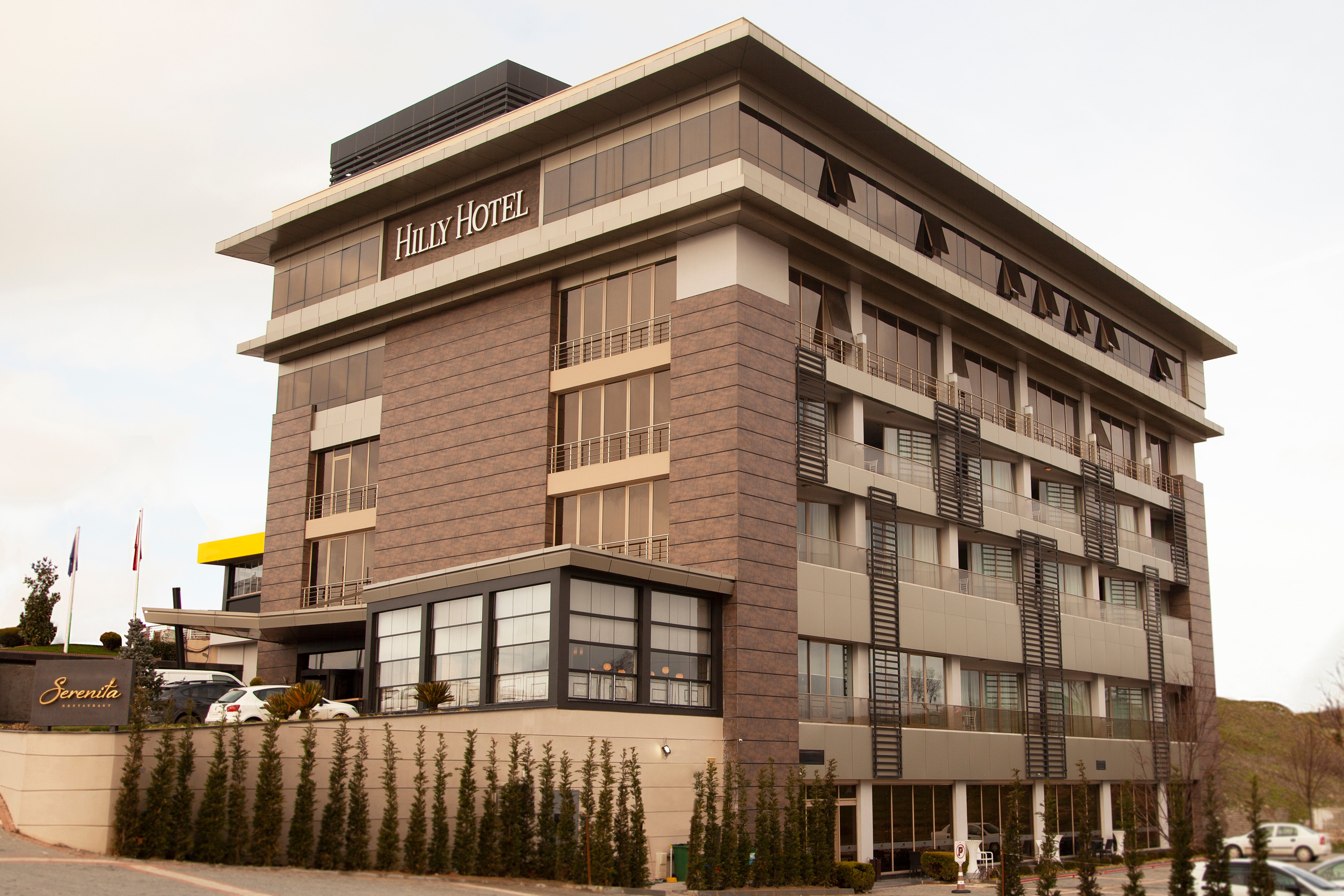 Hilly Hotel-官方