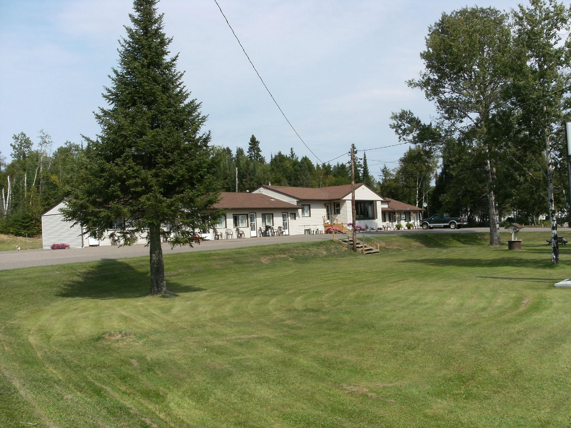 Birchville Motel-官方