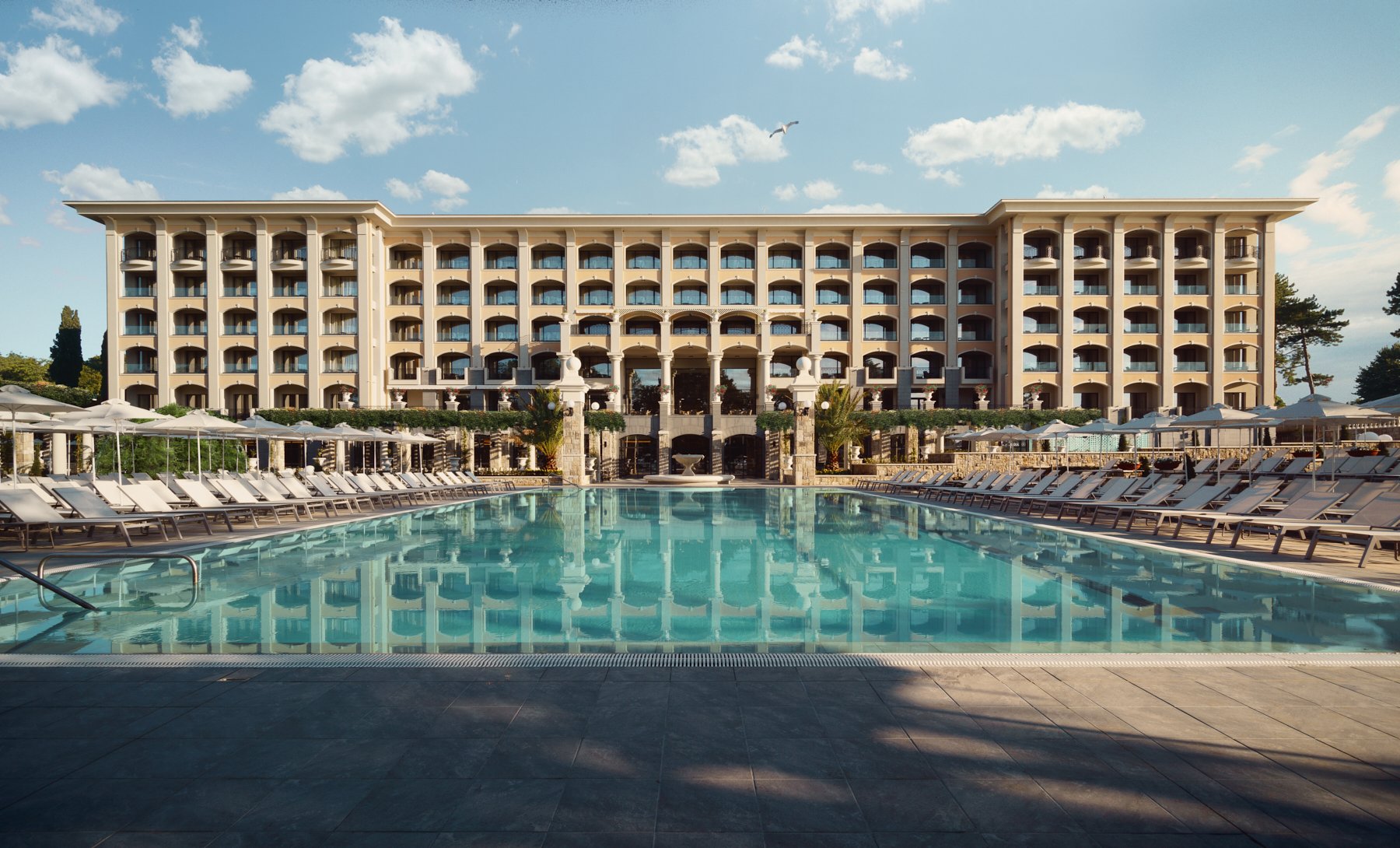 Astor Garden Hotel-官方