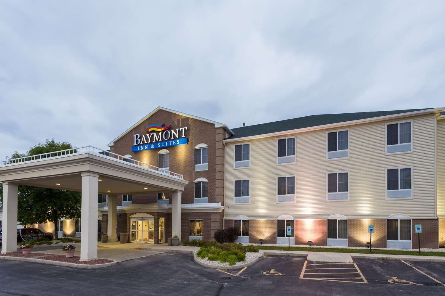 Baymont by Wyndham Waterford/Burlington WI-官方