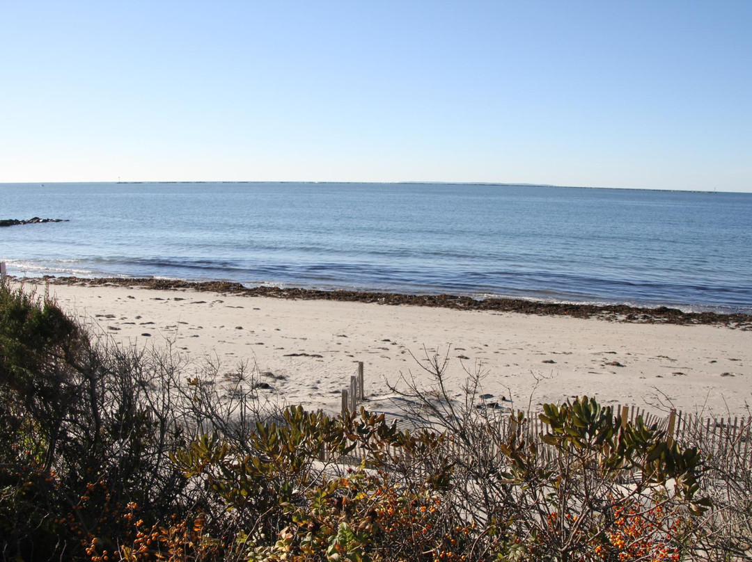 Roger W. Wheeler State Beach景点图片
