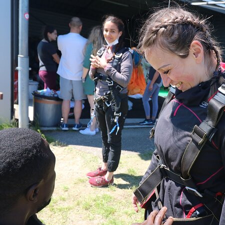 Alsace Parachutisme-科尔马必去景点