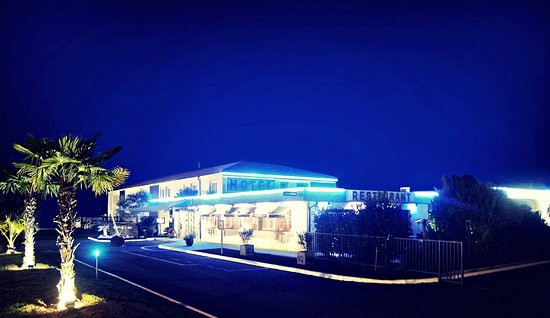 Logis Hôtel le Capricorne主图