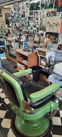 Floyd's City Barbershop景点图片