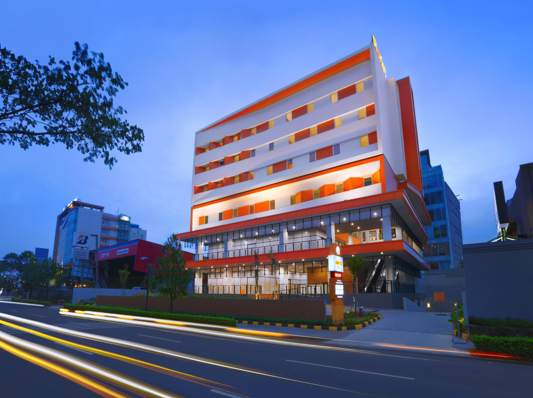坦格朗酒店住宿-Starlet Hotel BSD City Tangerang