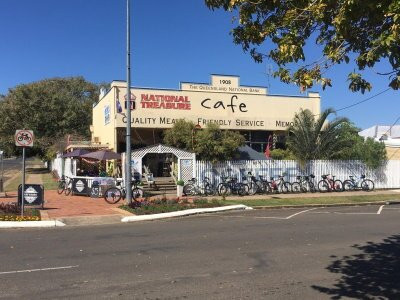 Pow Wow On Mackenzie Coffee Shop