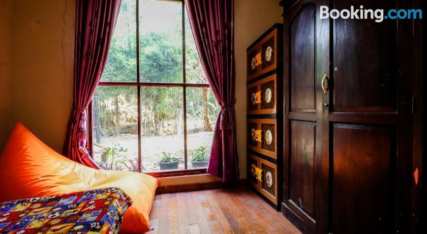Omah Laras Homestay