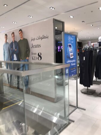 Marks and Spencer-Al Zahra必去景点