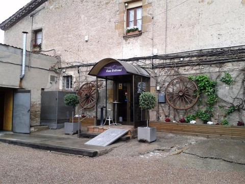 El Papiol餐馆和美食-Can Colome