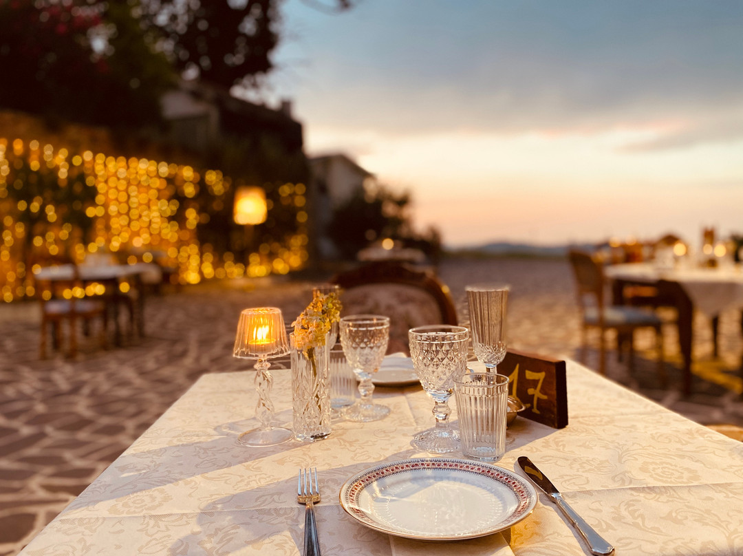 Country Chic Restaurant