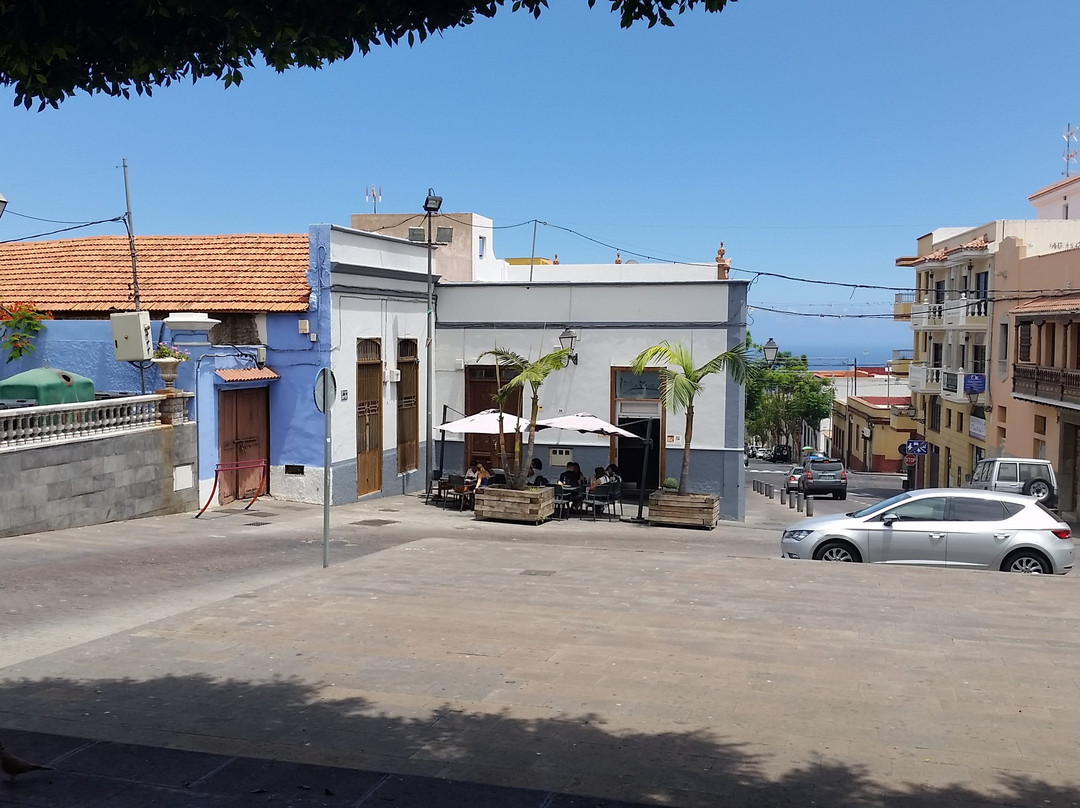 La Plaza café,vinos,tapas y pintxos.