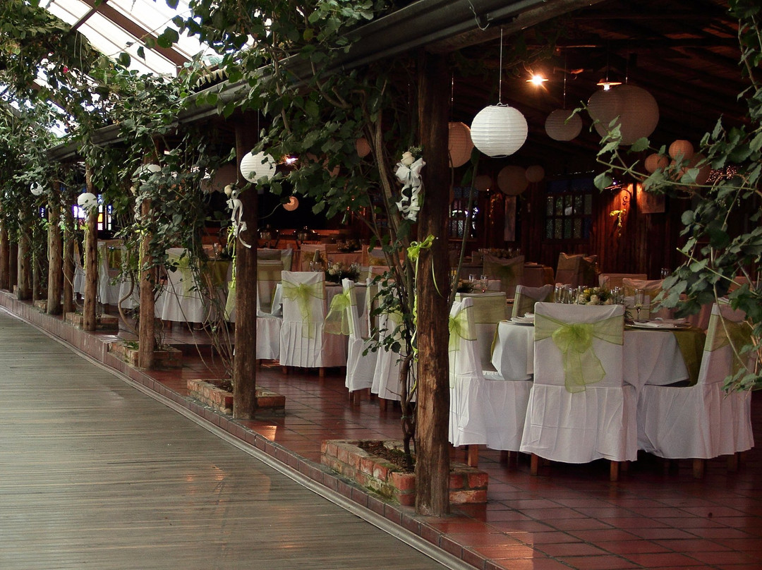 Funza餐馆和美食-Caminito de Piedra