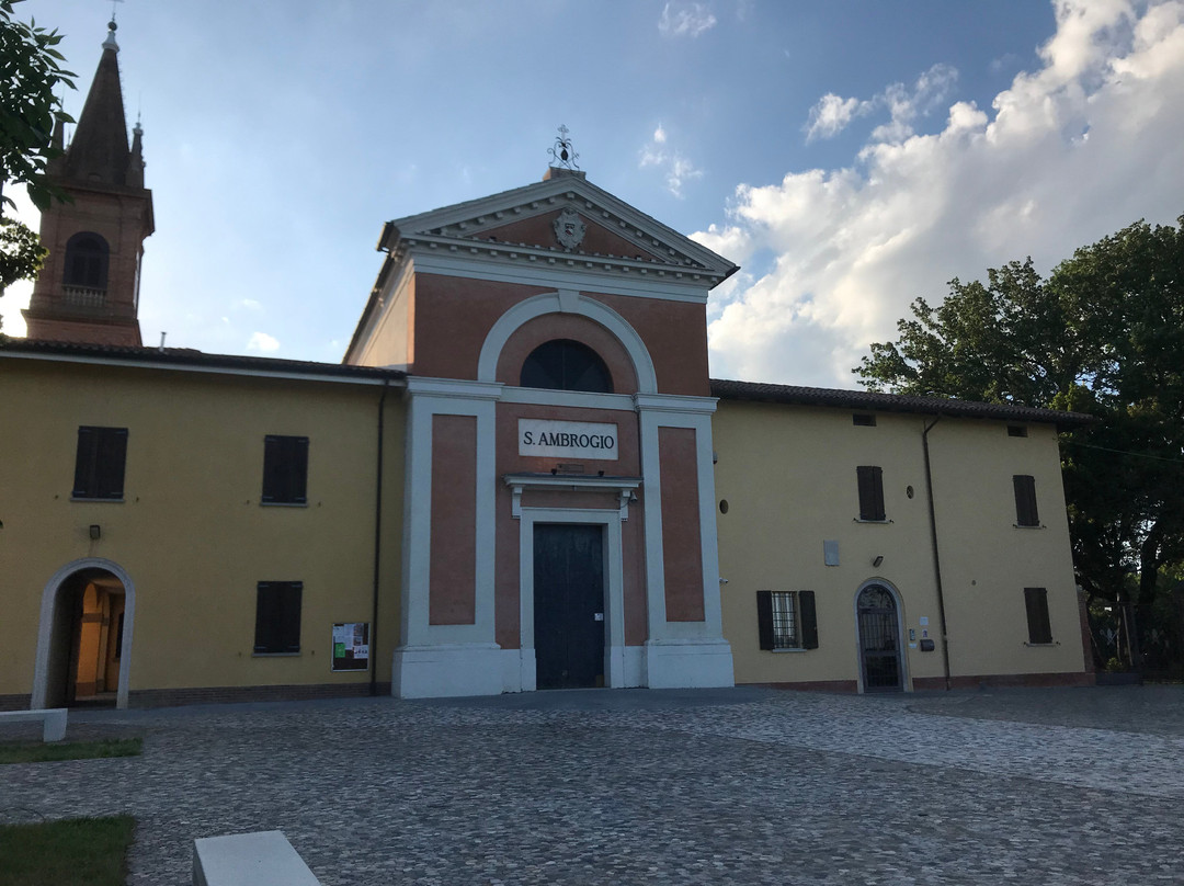 Church of Saint Ambrose "di Villanova"景点图片
