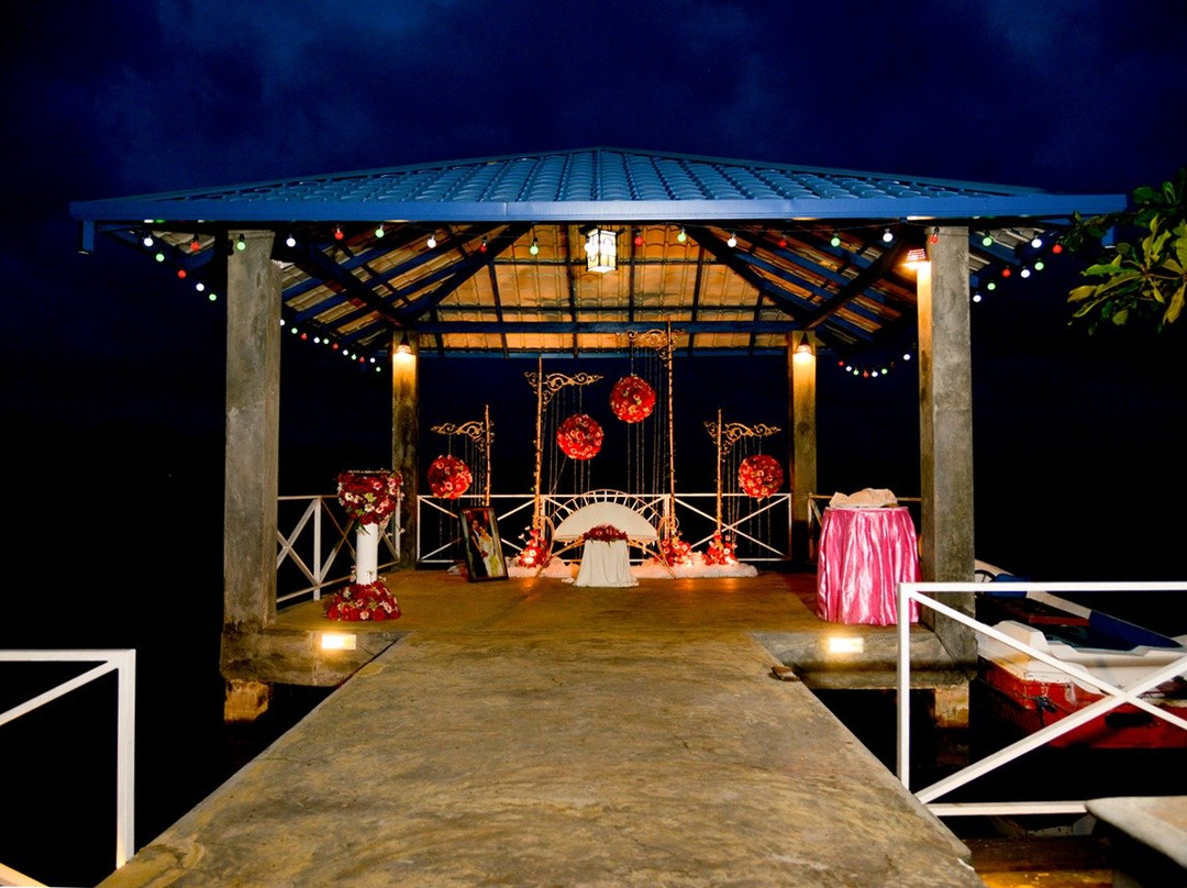 Bolgoda Lake Holiday Bungalow