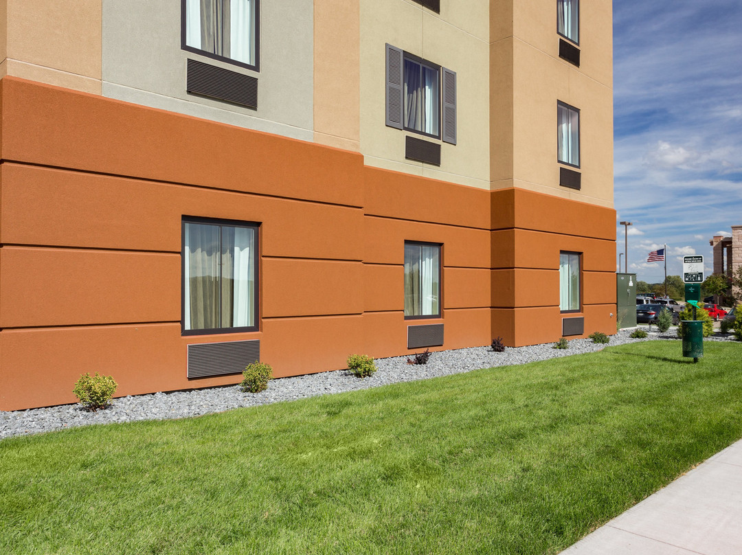 Candlewood Suites Eau Claire I-94 By IHG主图