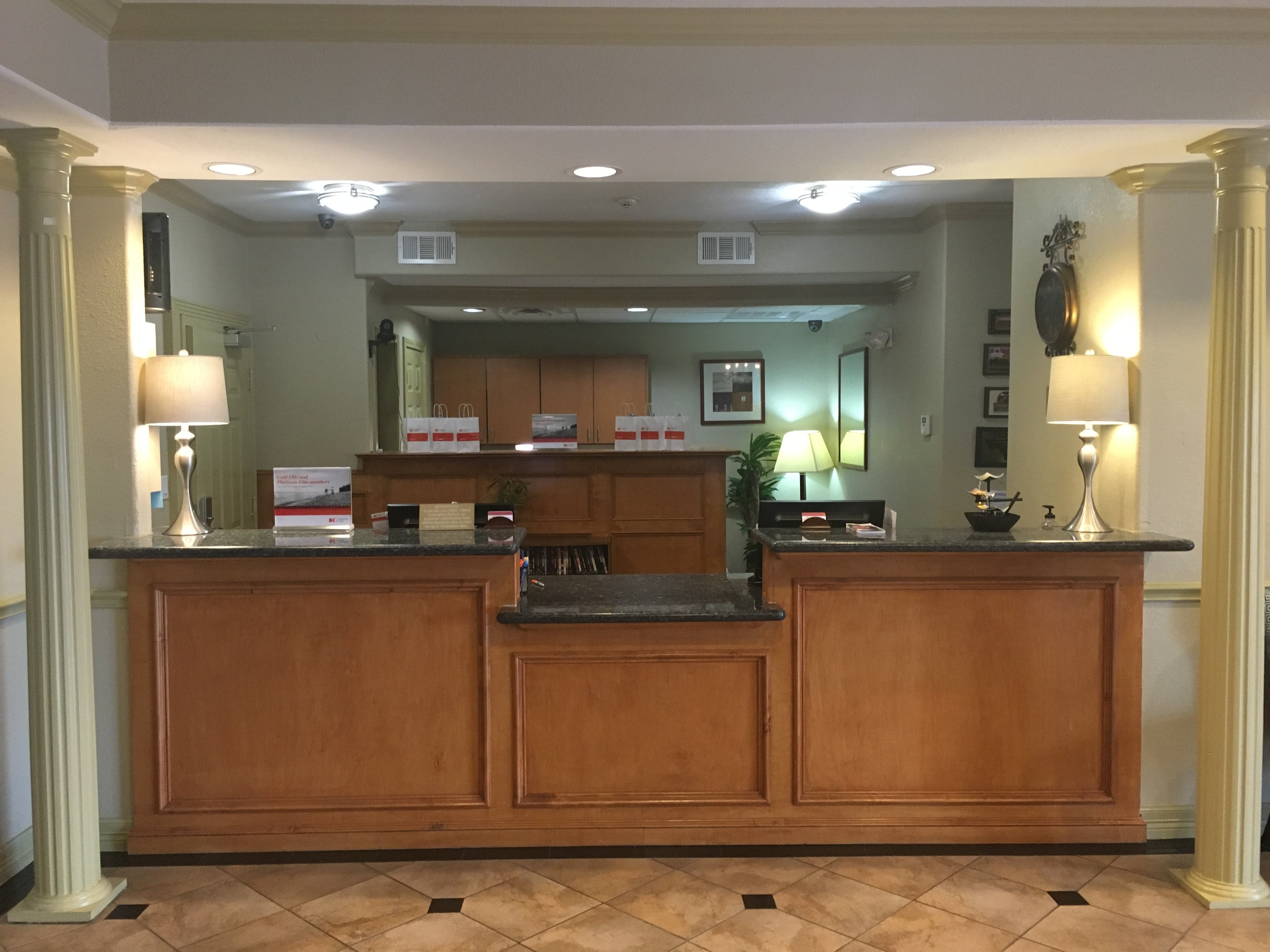 Candlewood Suites La Porte by IHG-官方
