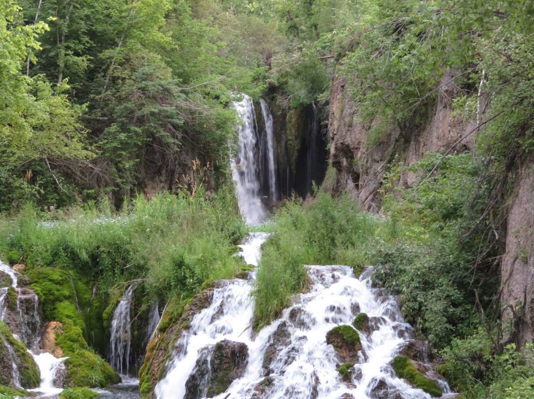 Roughlock Falls-Savoy必去景点