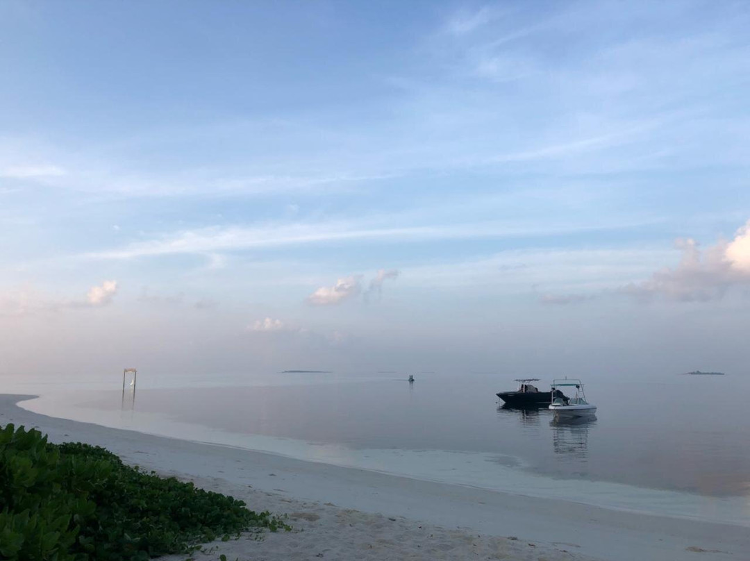 Endheri Sunset Dhangethi主图