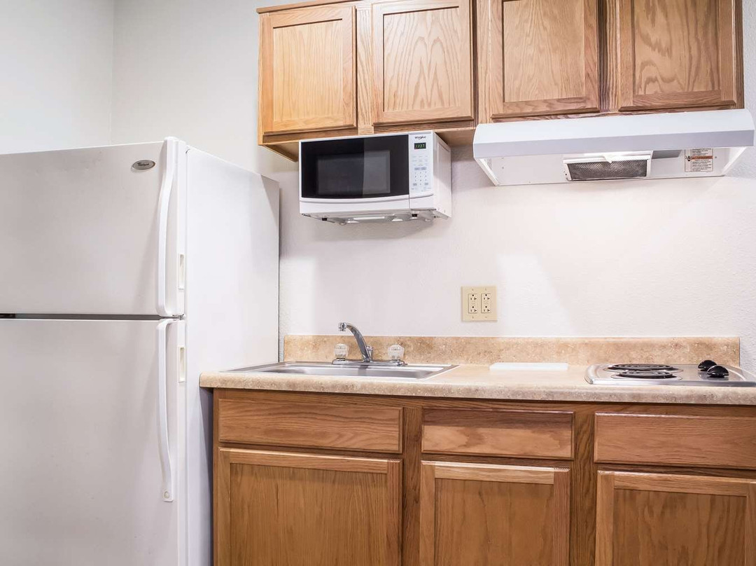 WoodSpring Suites Houston La Porte主图