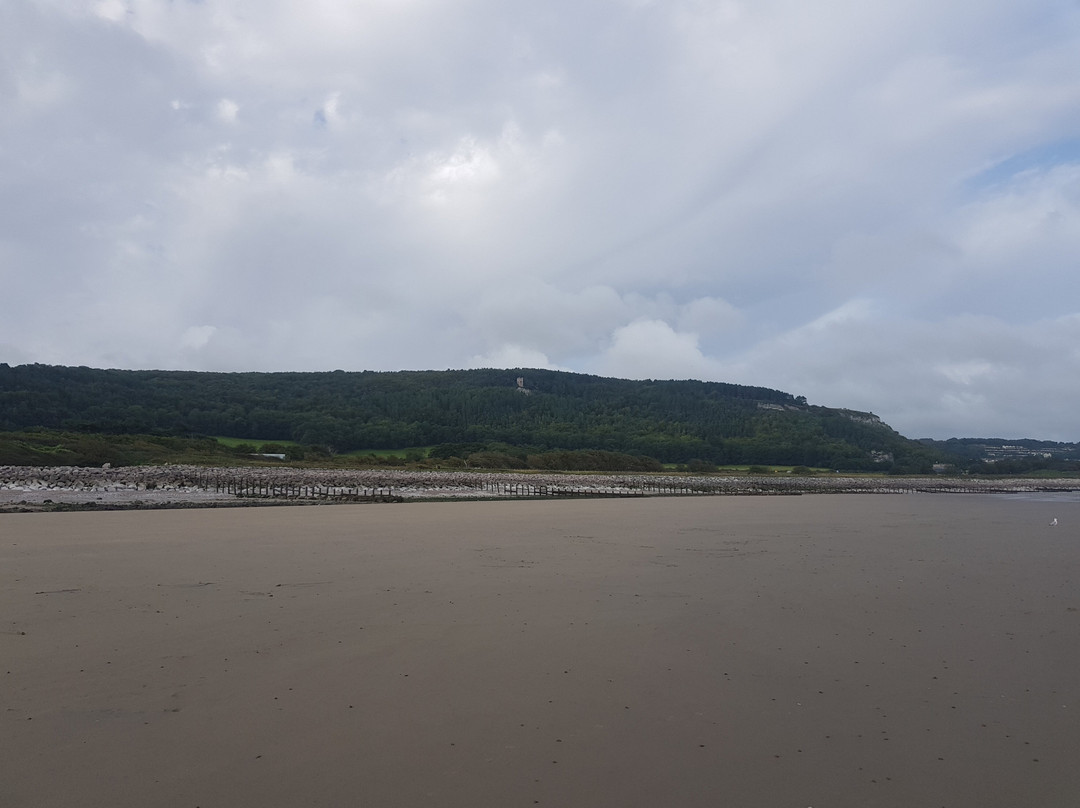 Pensarn Beach景点图片