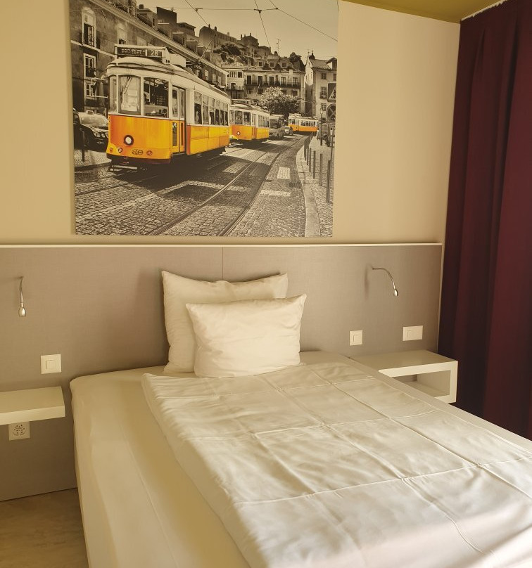 Hotel City Locarno主图