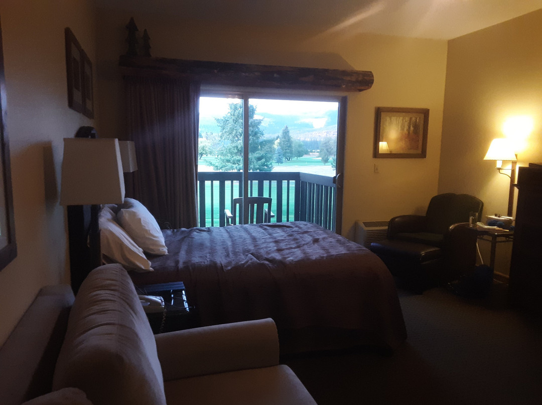 斯通里奇度假酒店主图