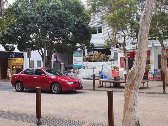 Pelican 4x4 Hire & Tag Along Tours-努沙必去景点