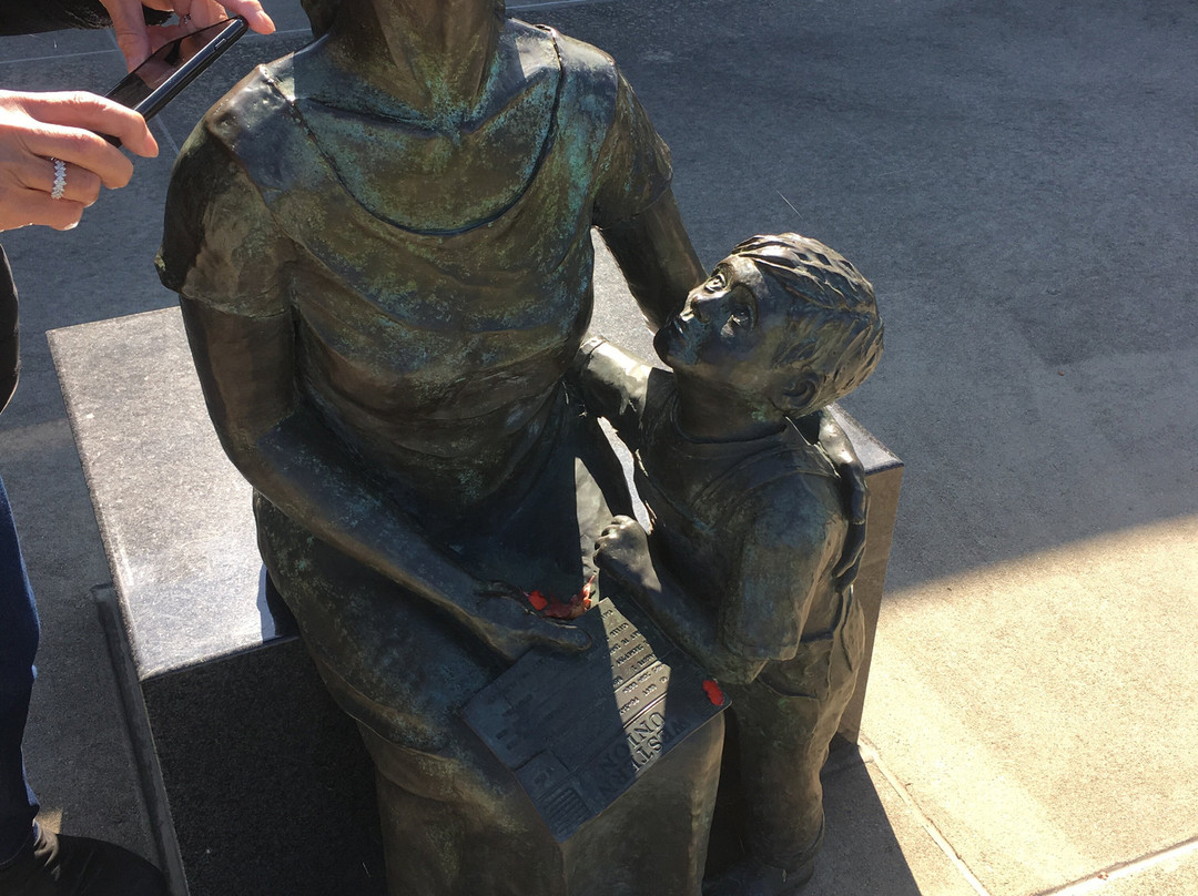 Soldiers Field Veterans Memorial-罗切斯特必去景点