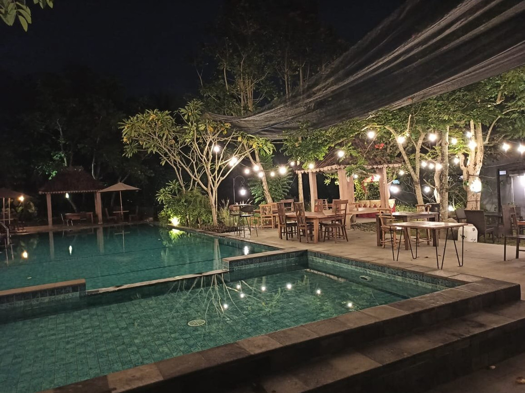 阿马塔婆罗浮屠度假村主图