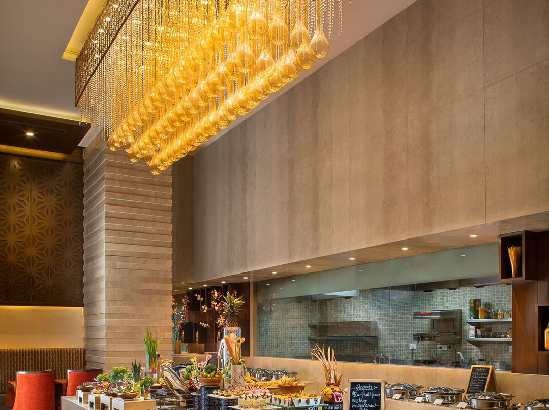 Nirvana Sarovar Portico主图