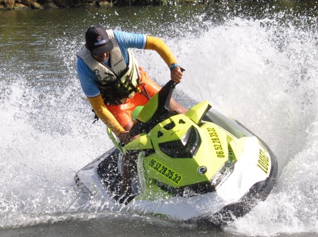 Aqua R fly-Jussy必去景点