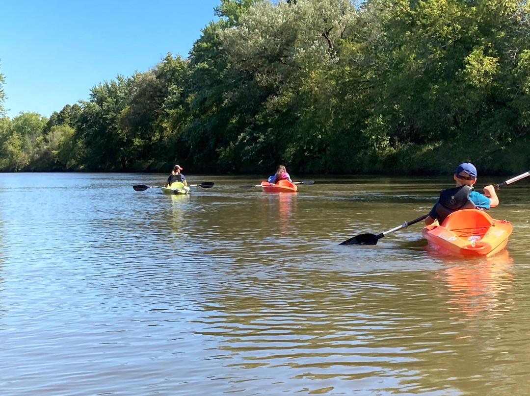 Baraboo River Canoe & Kayak Rentals景点图片