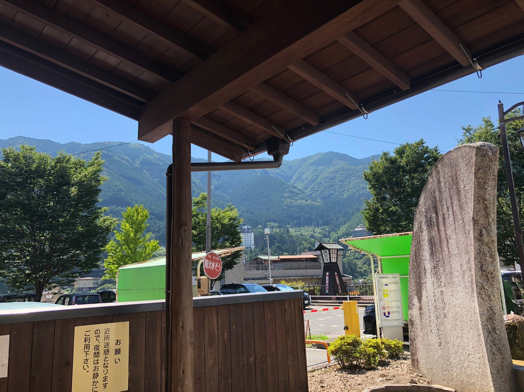 下吕温泉-下吕市必去景点